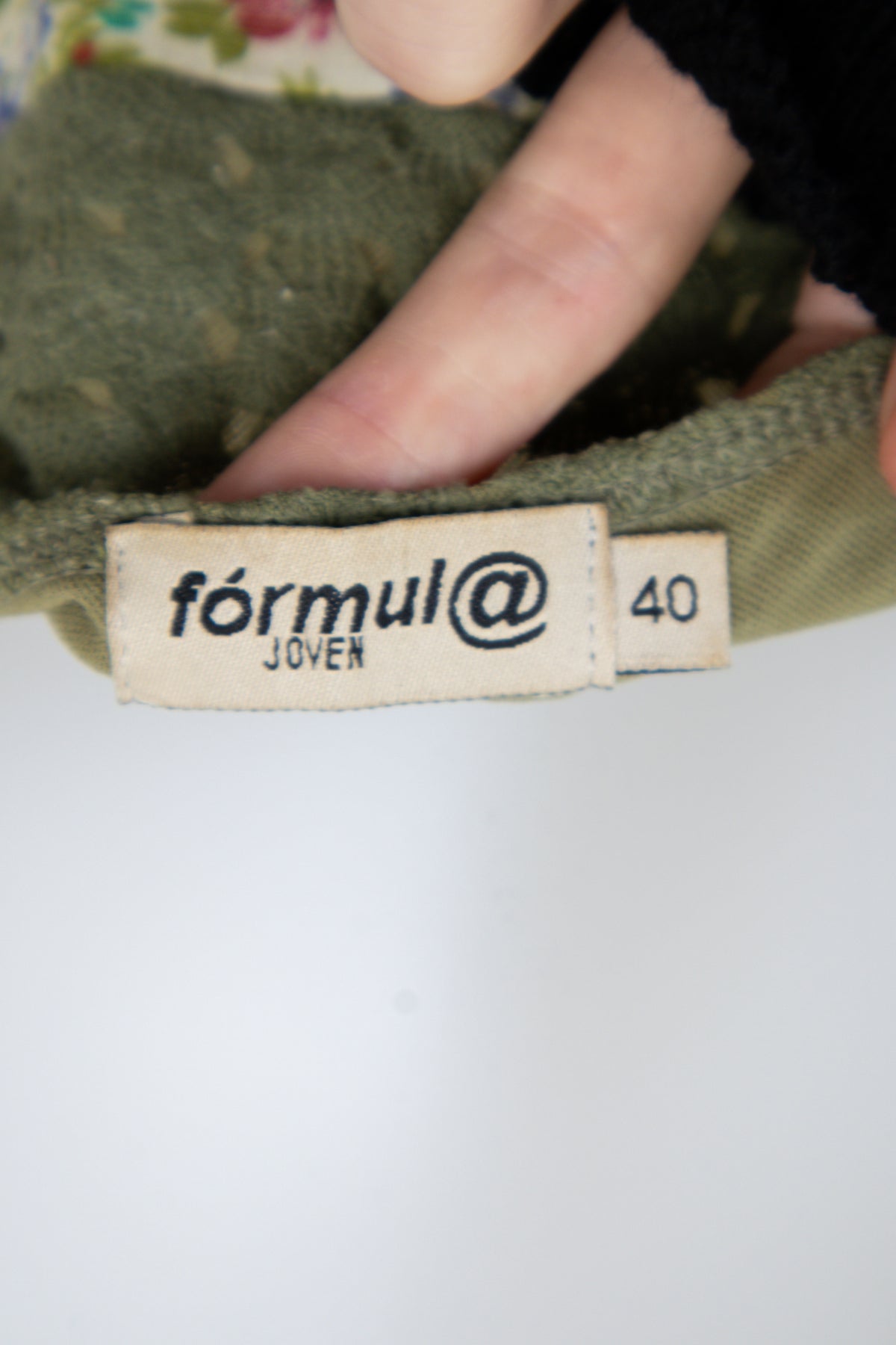 #196 Fórmula Joven Cami Top White | c. 207 | Size 8