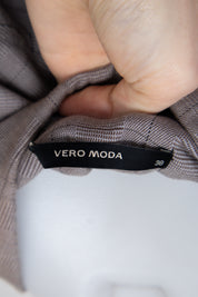 #099 Vero Moda Camisole Top Gray | c. 200 | Size 8