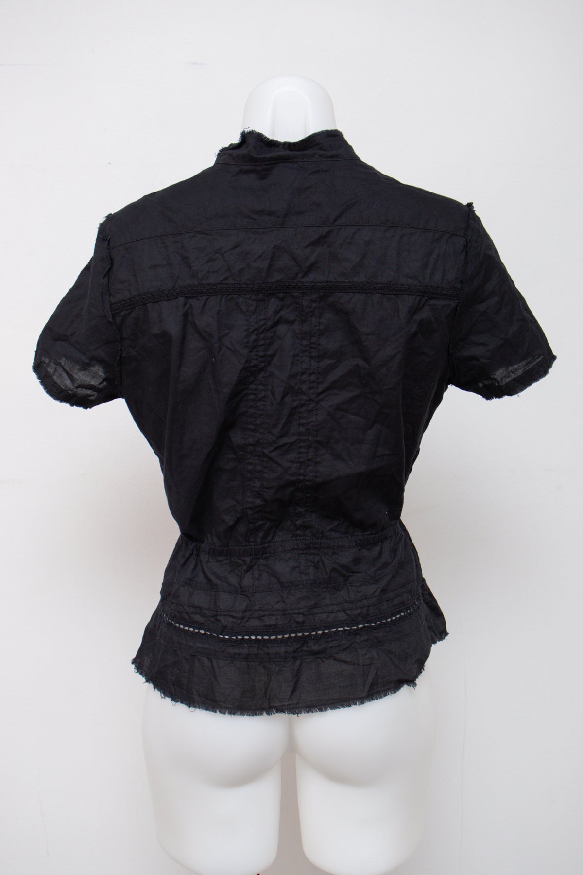 #064 Short Sleeve Black | c. 209 | Size 10