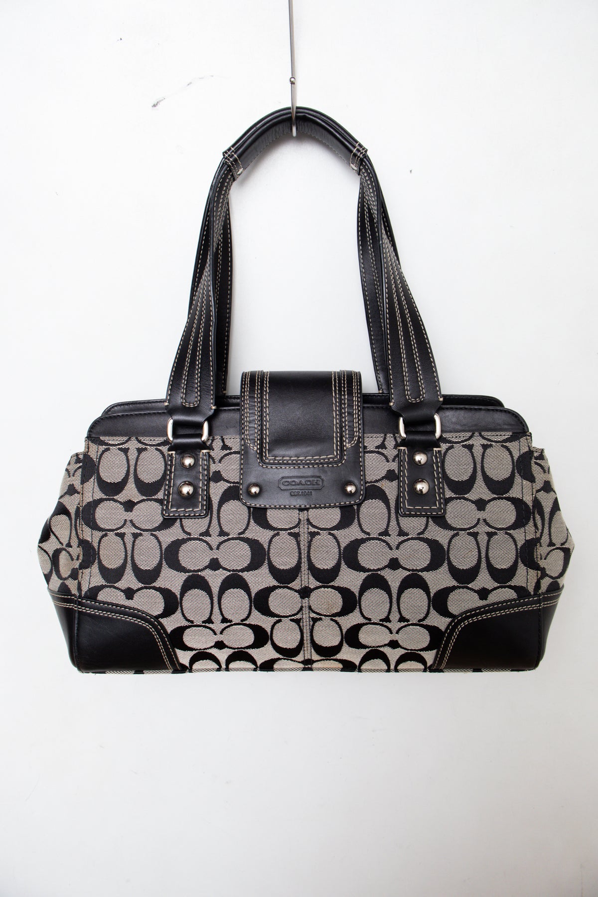 #132 Coach Bag Black | c. 209 | Size