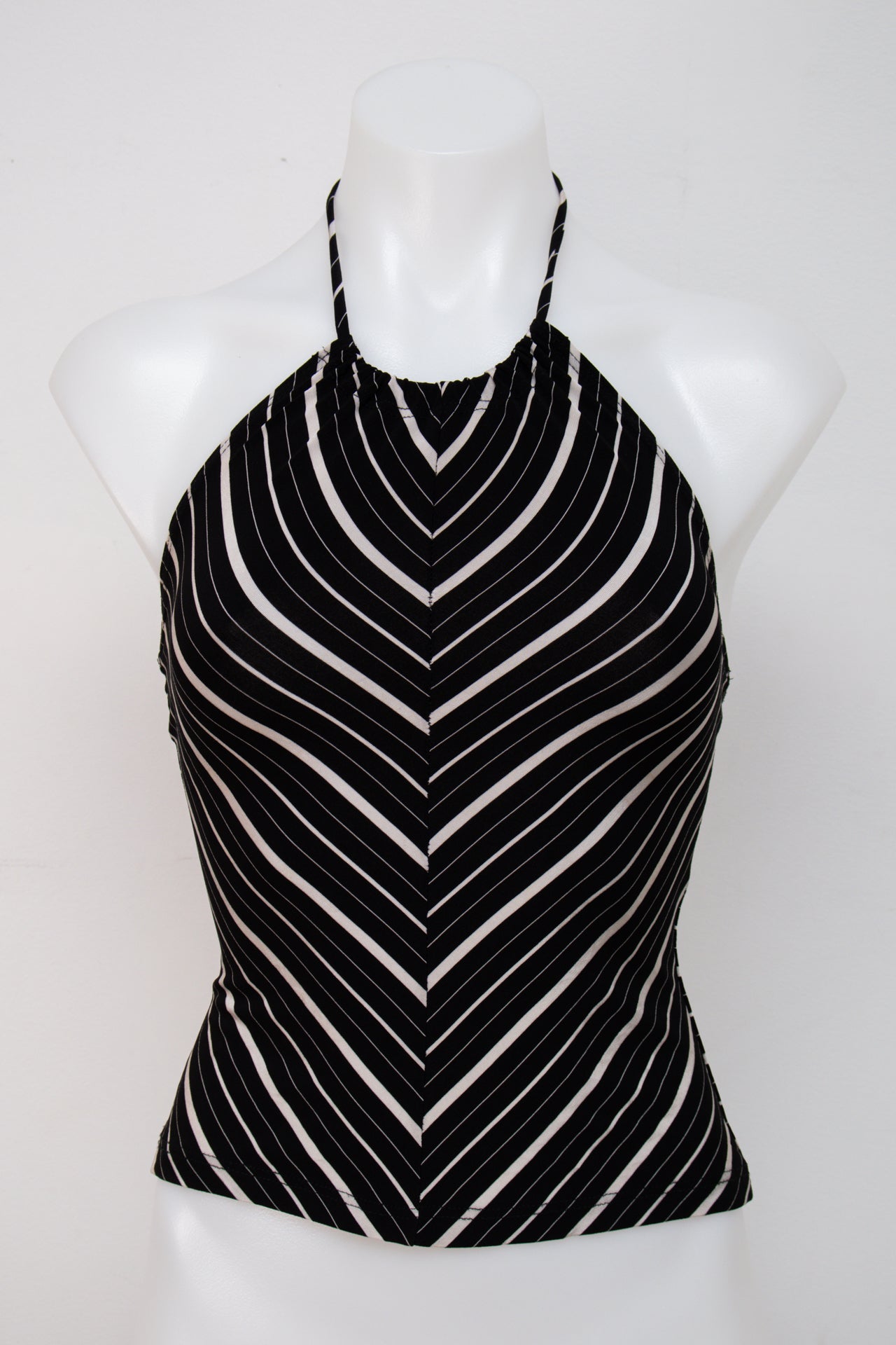 #006 Khaki Crew Halter Top Black | c. 199 | Size 8/10