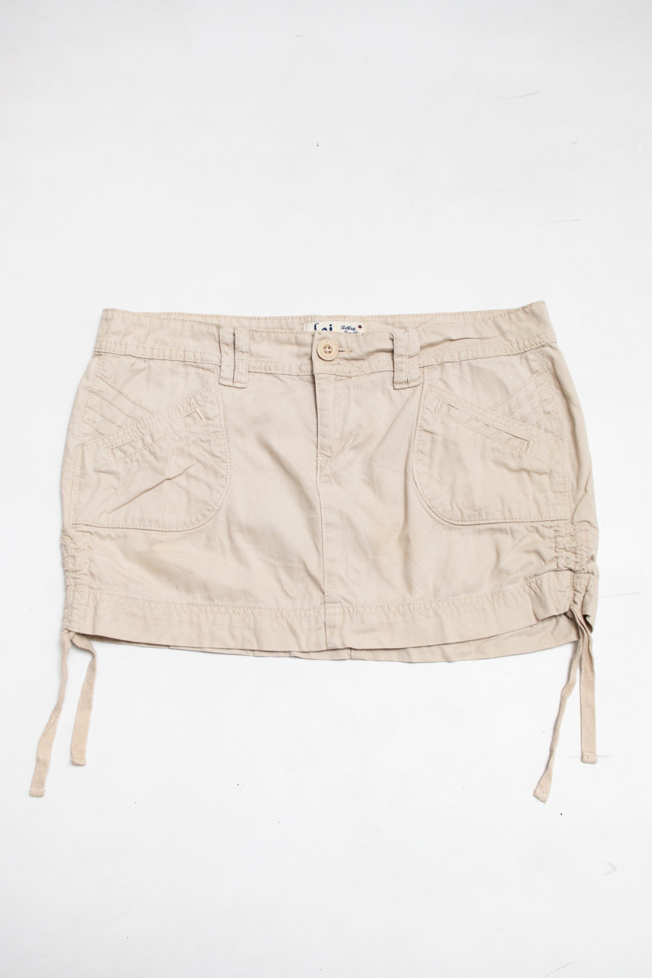#138 L.e.i. Ashley Trouble Mini Skirt Beige | c. 189 | Size 12
