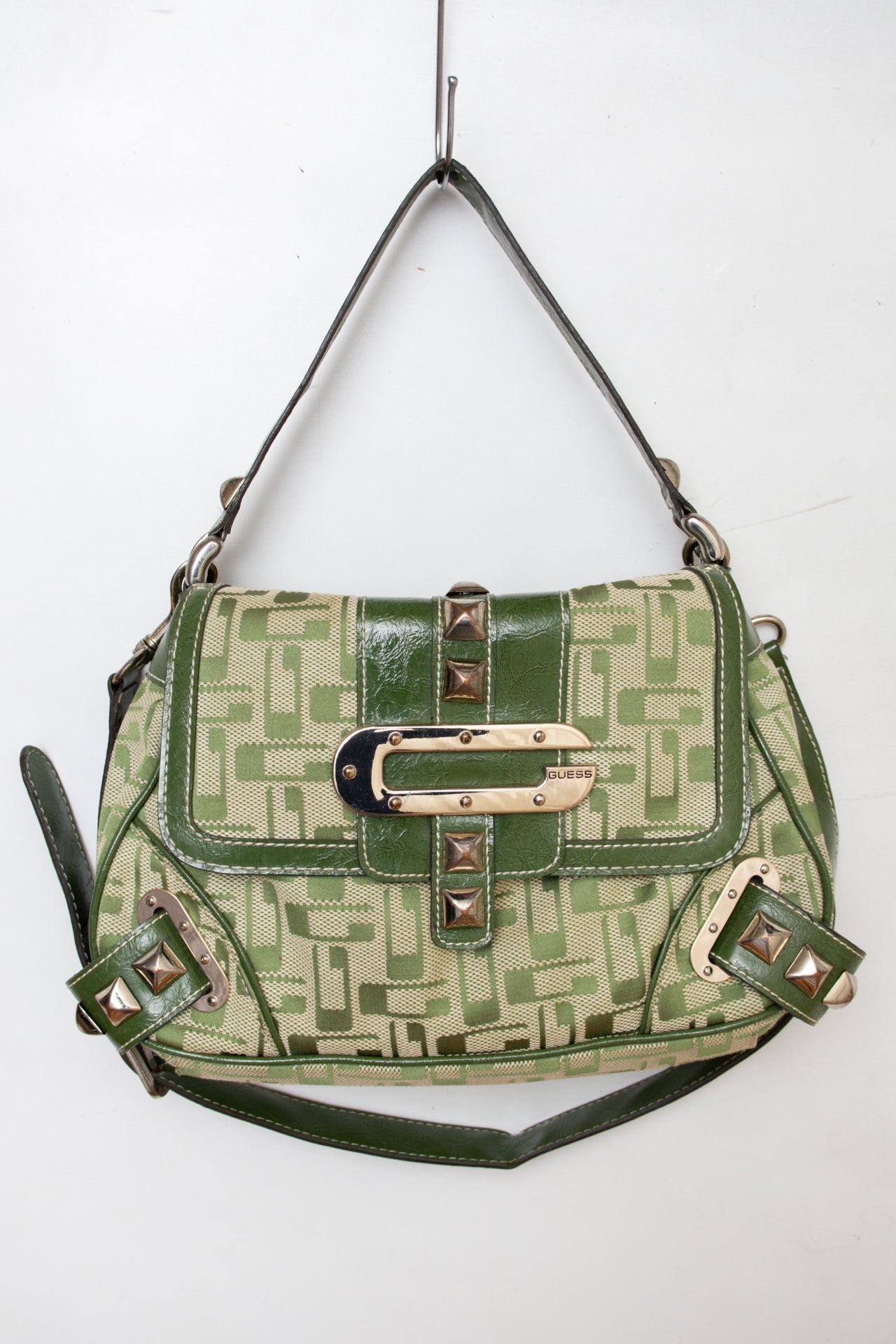 #205 Guess Shoulder Bag Green | c. 194 | Size