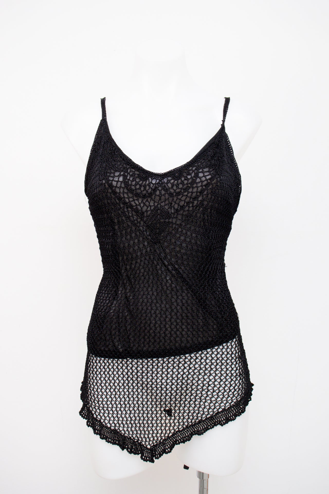 #046 Saywhat Cami Top Black | c. 202 | Size 8