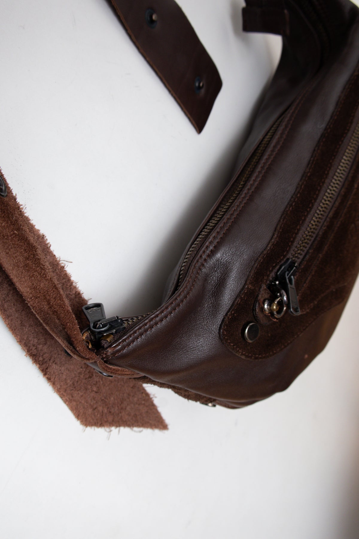 #130 D&g Bag Brown | c. 209 | Size