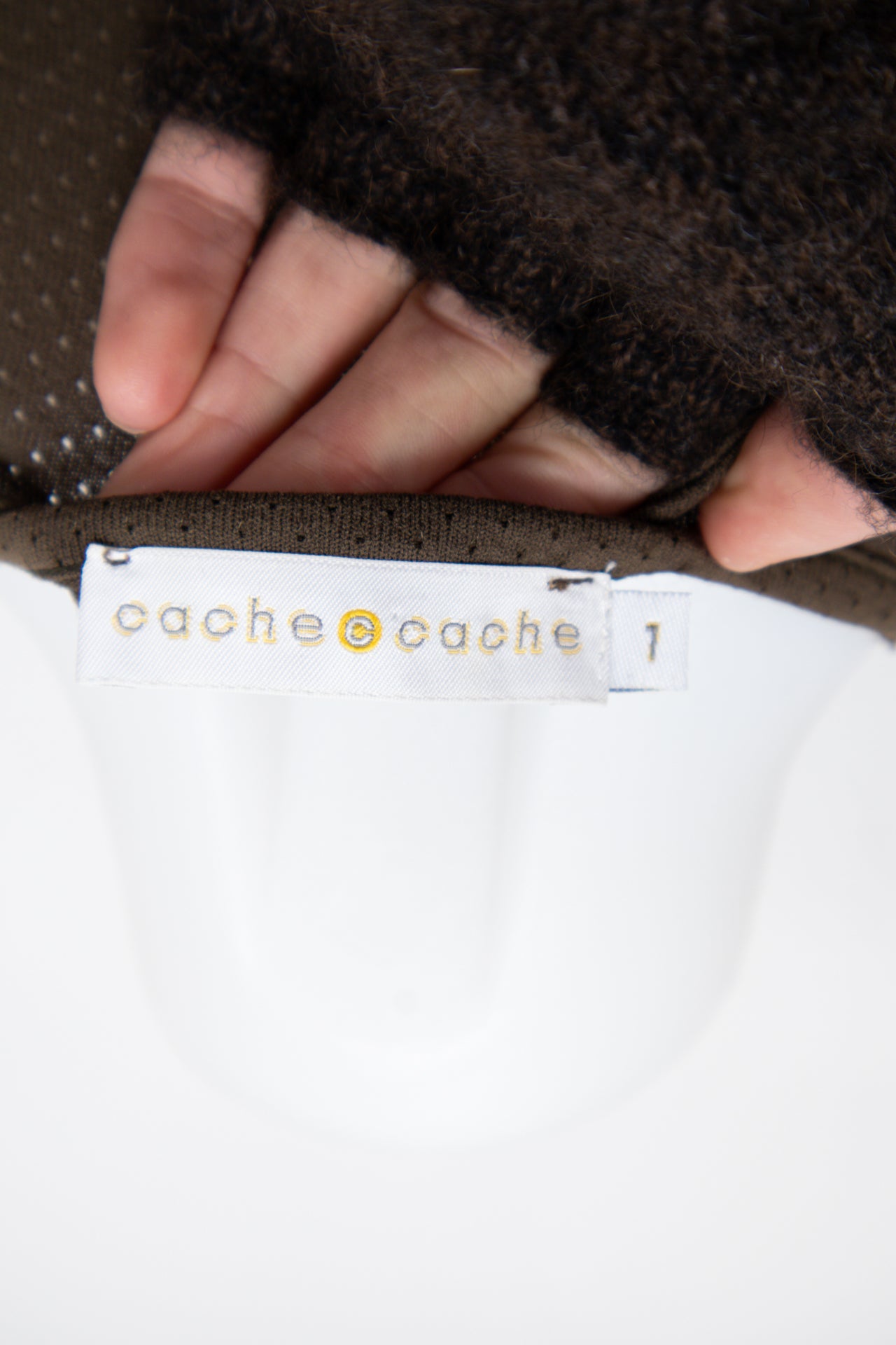 #97 Cache Cache T-shirt Brown | c. 196 | Size 8