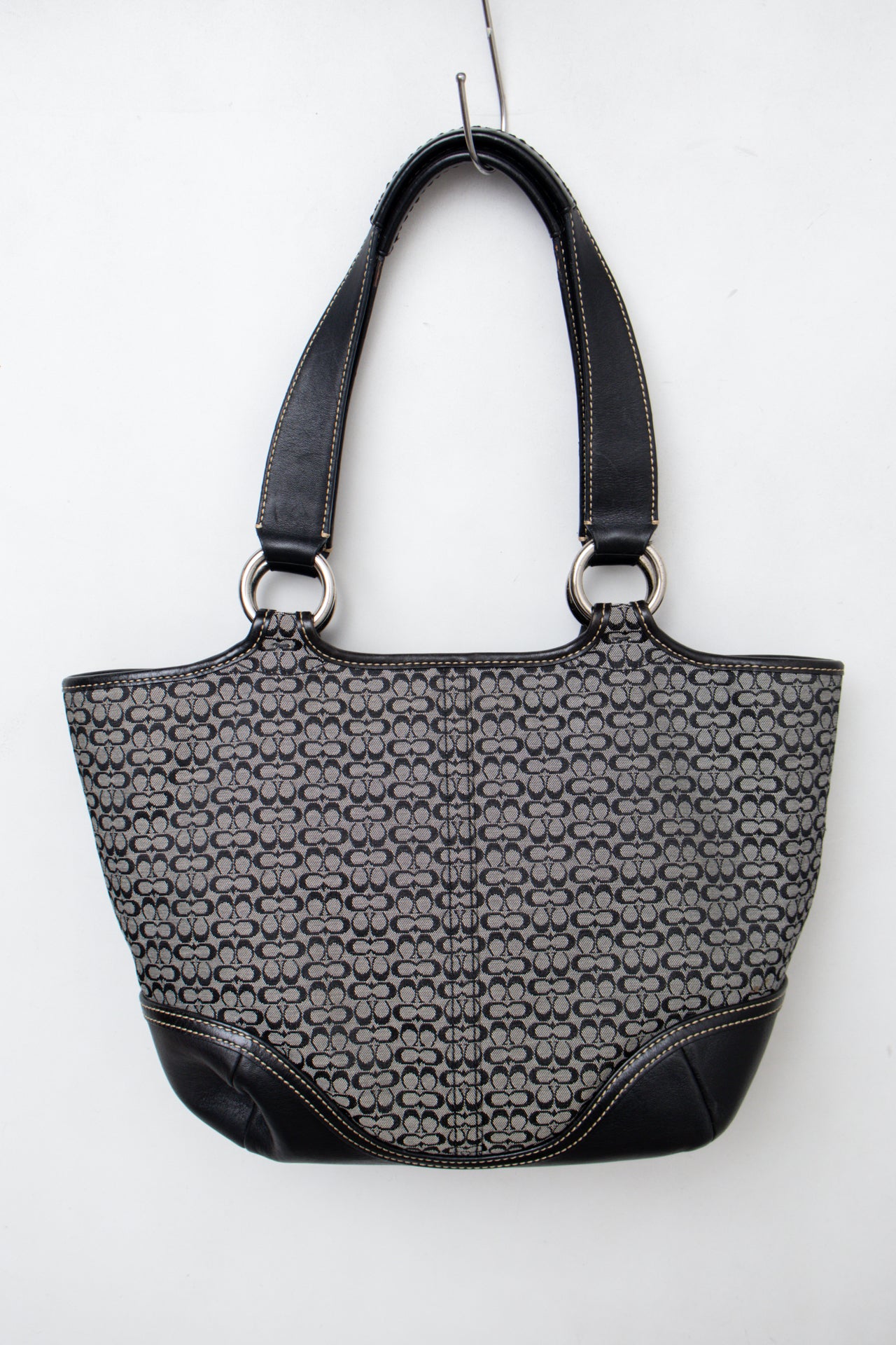 #185 Coach Shoulder Bag Black | c. 200 | Size