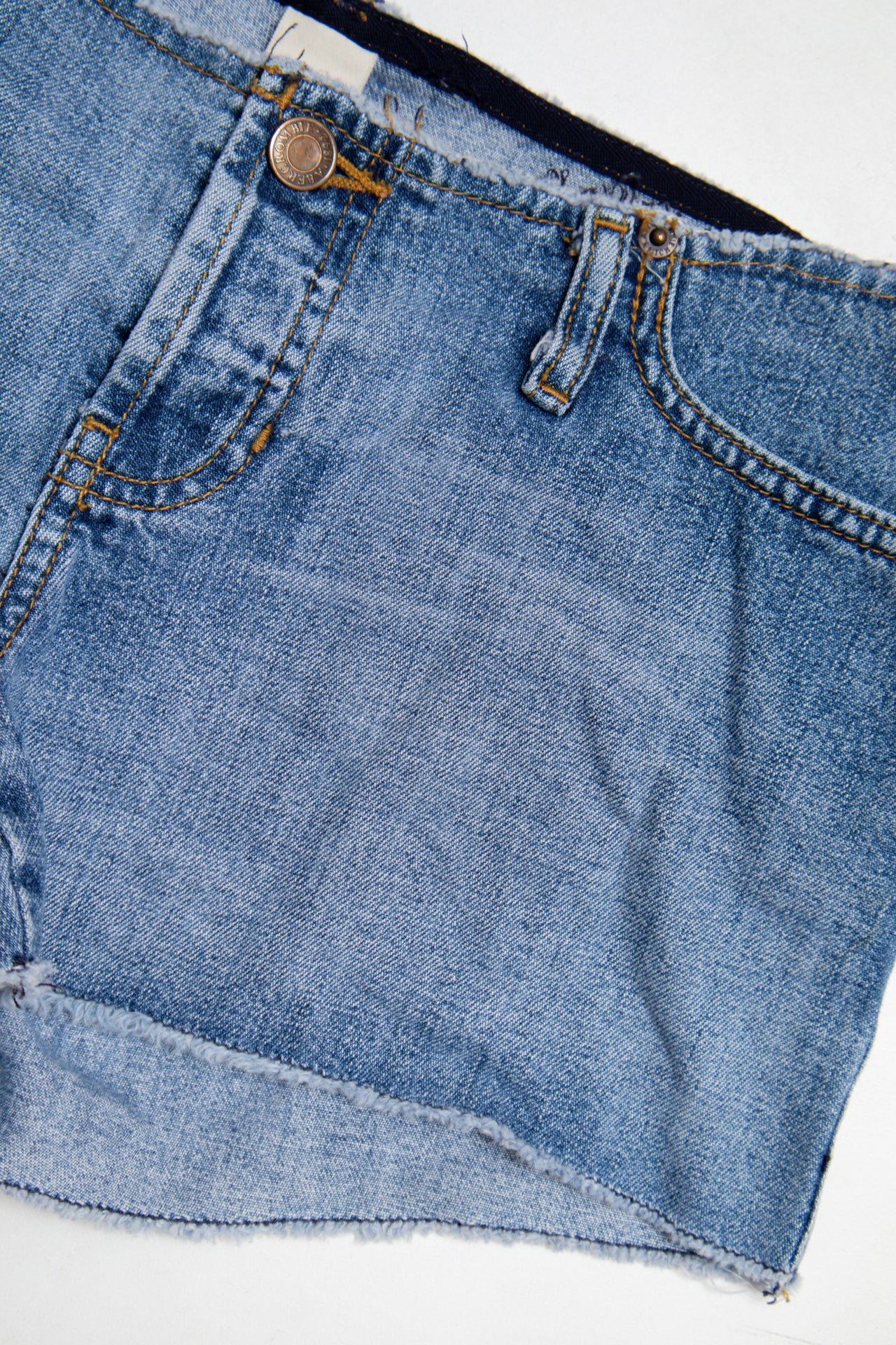 #143 Denim Shorts Blue | c. 189 | Size 6