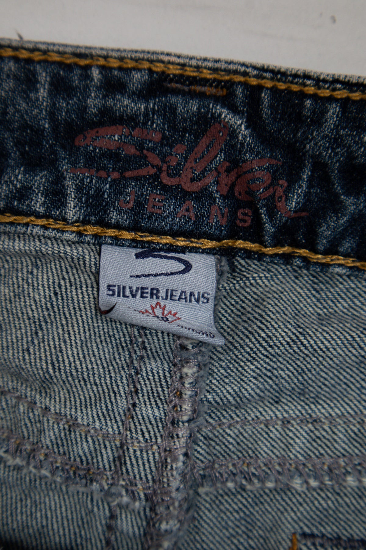 #126 Silver Jeans Co. Jeans Blue | c. 209 | Size 8