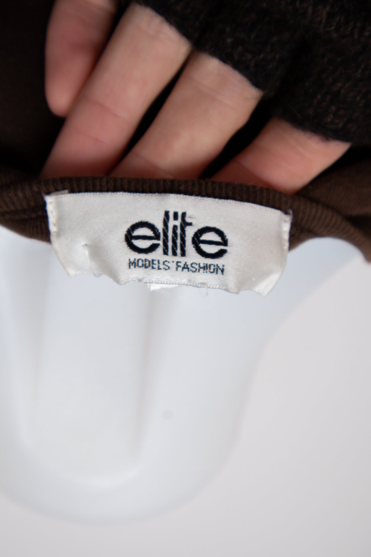 #093 Elite Models Fashion T-shirt Brown | c. 199 | Size 10/12
