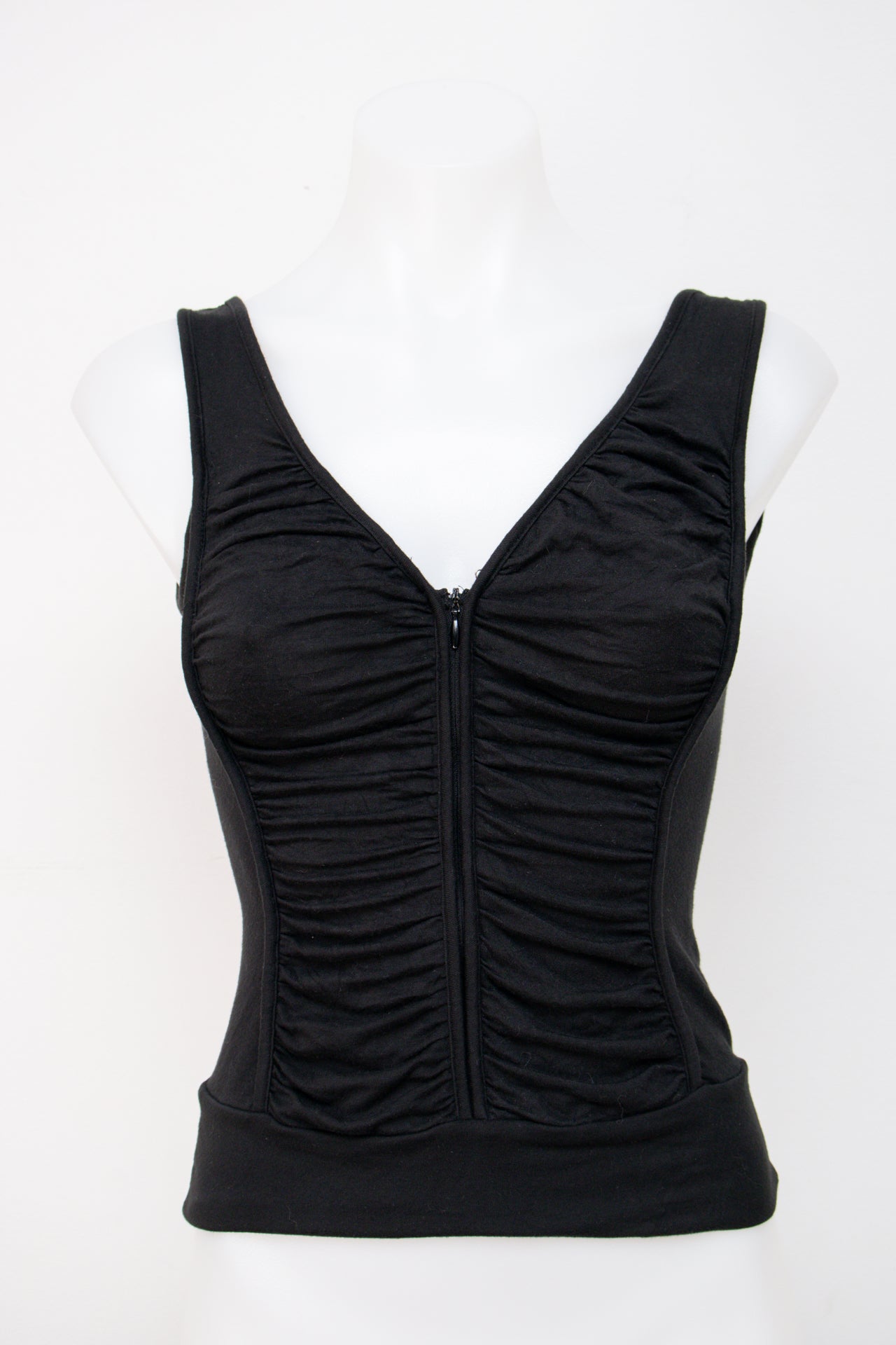 #056 Express Cami Top Black | c. 199 | Size 6