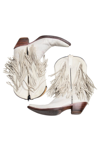 #176 buffalo Shoes White | c. 201 | Size 9