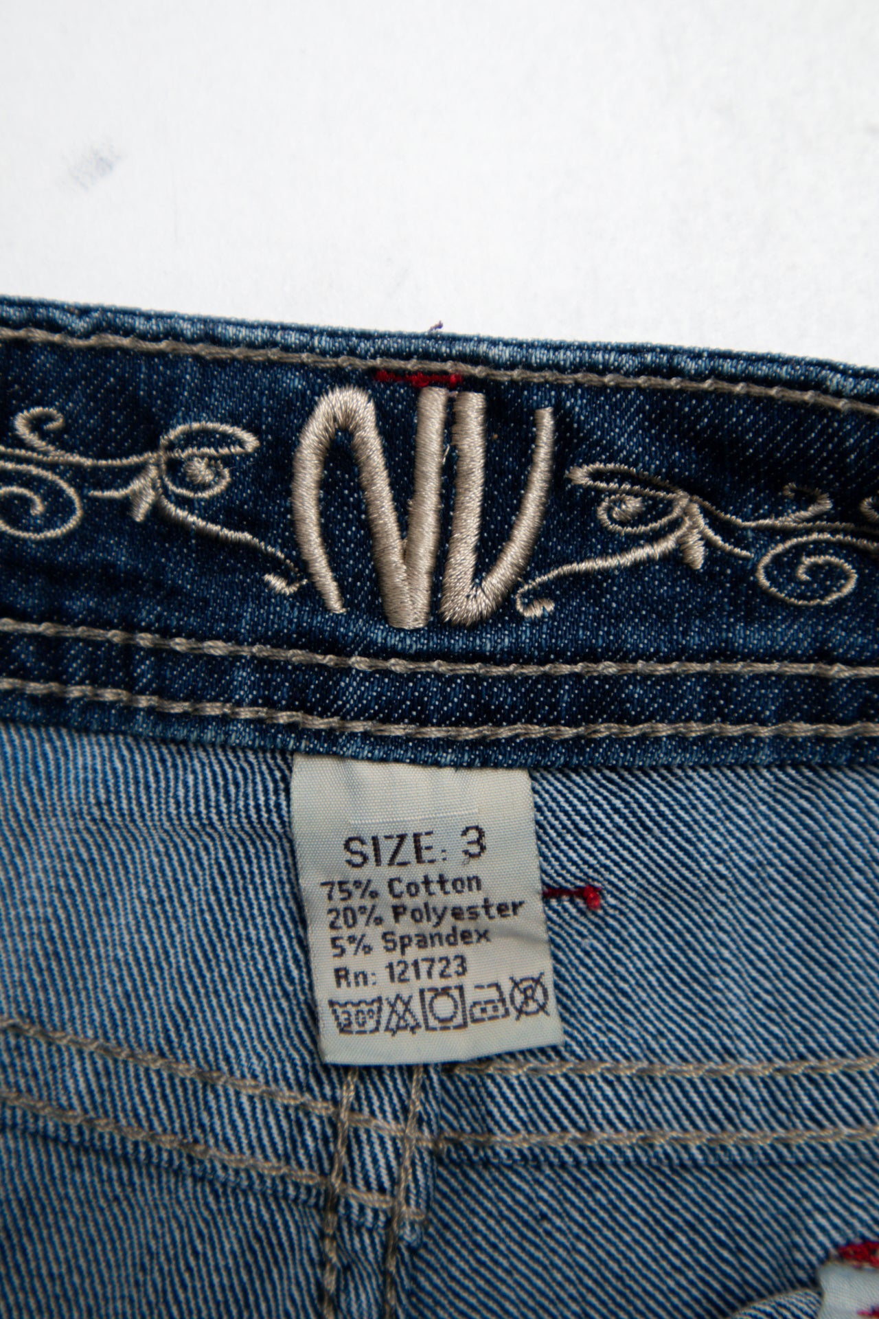 #131 Nv Shorts Blue | c. 202 | Size 6