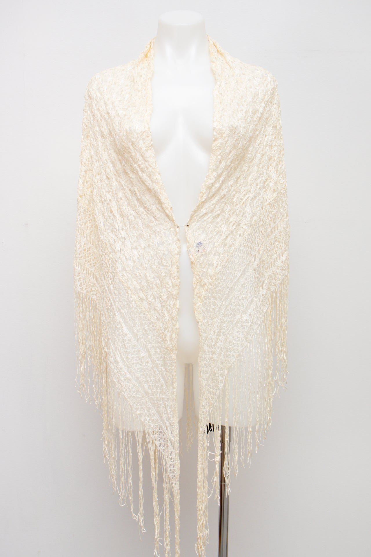 #104 Camisole Top White | c. 194 | Size