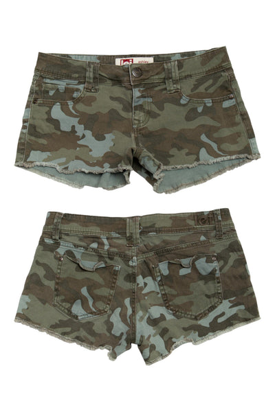 #135 Lei Ashley Denim Shorts Green | c. 196 | Size 6