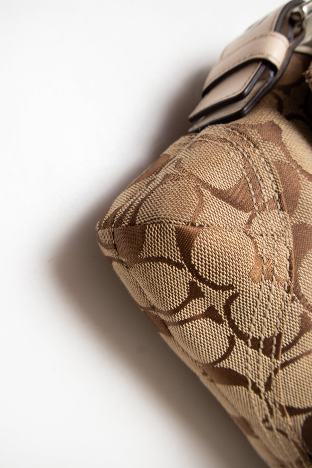 #200 Coach Shoulder Bag Brown | c. 190 | Size