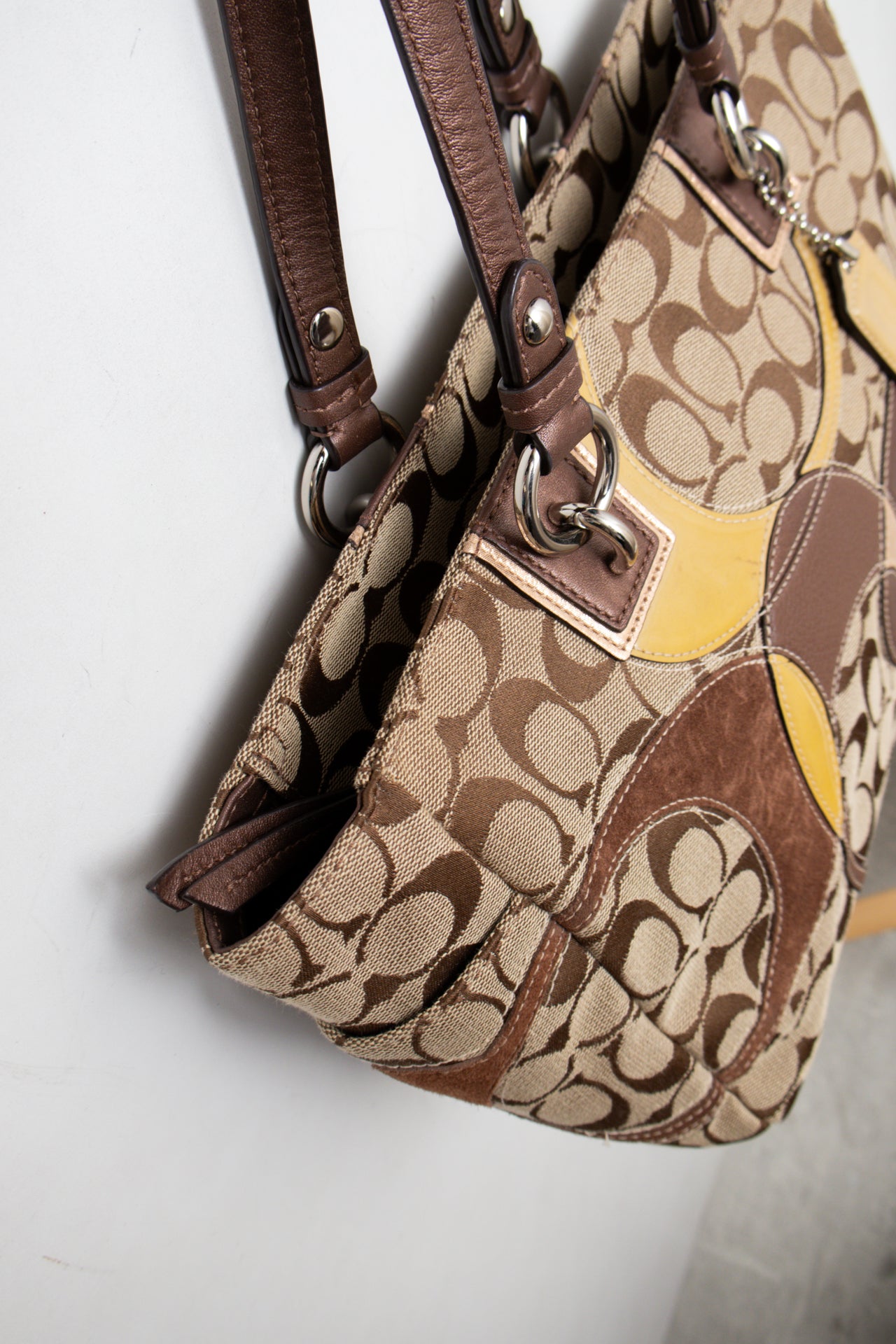 #201 Coach Shoulder Bag Brown | c. 203 | Size