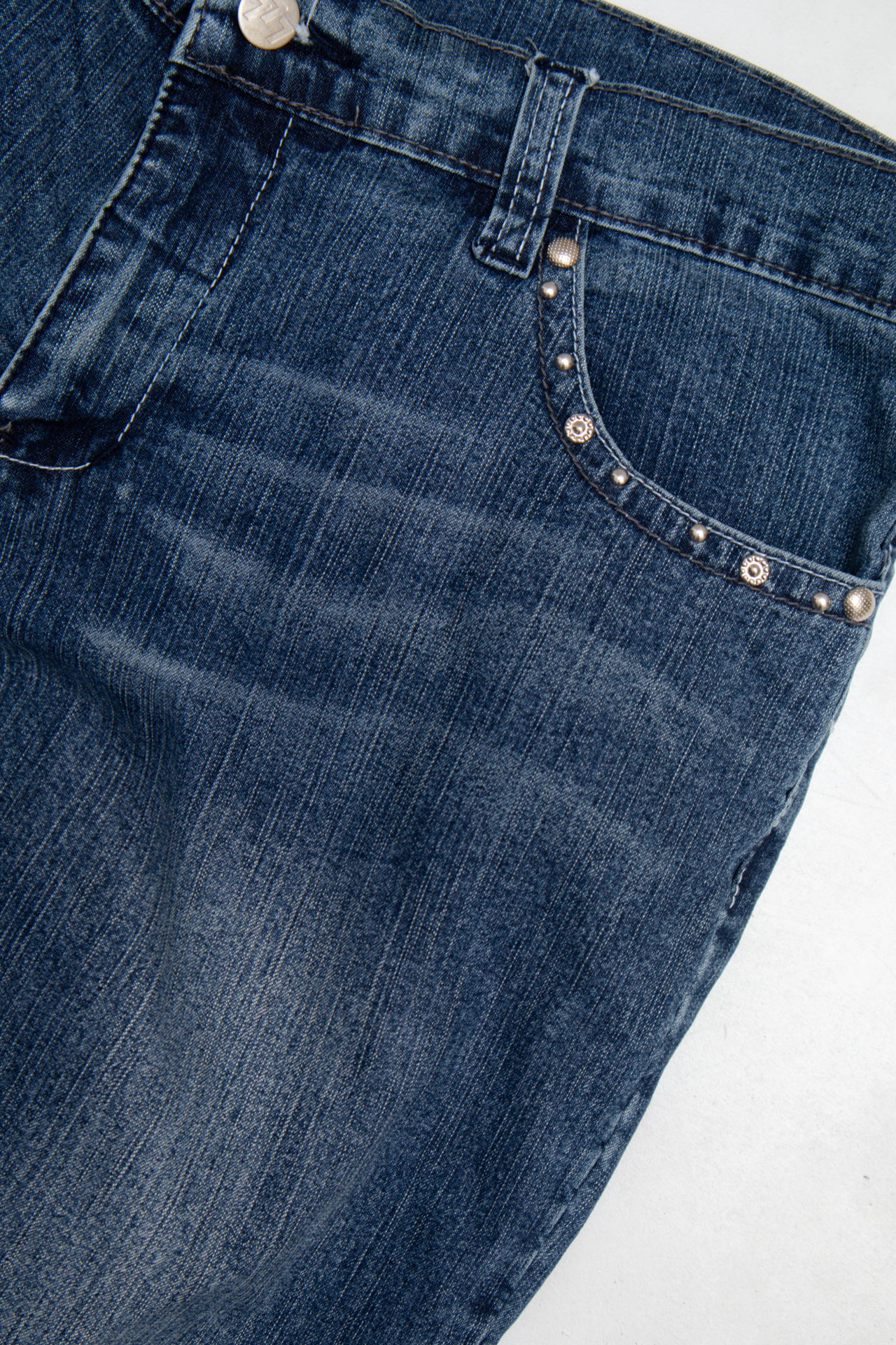 #060 777 Jeans Blue | c. 206 | Size 8