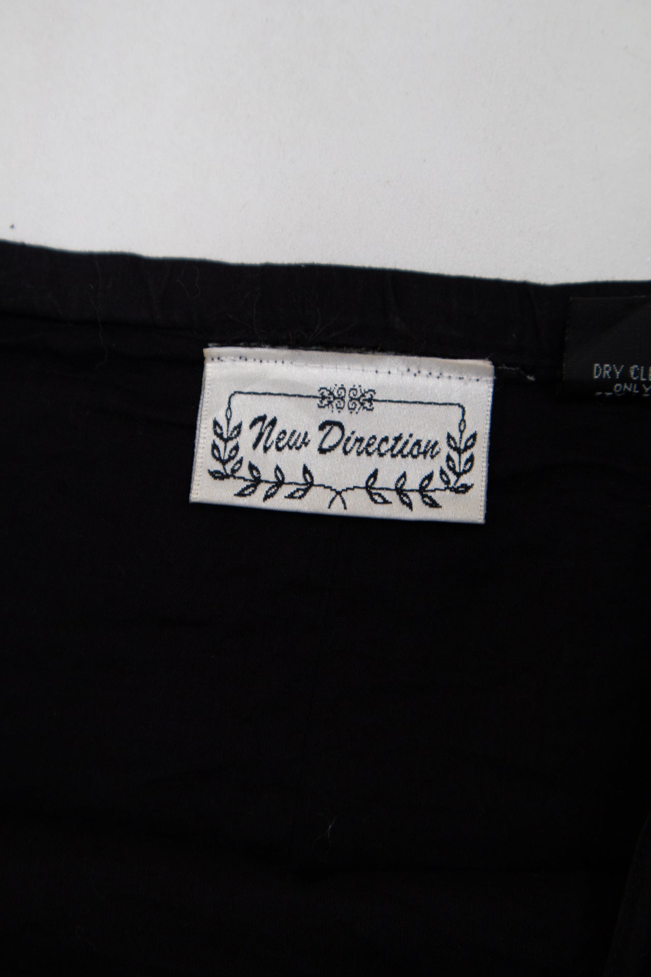 #173 New Direction Skirt Black | c. 198 | Size 8/10