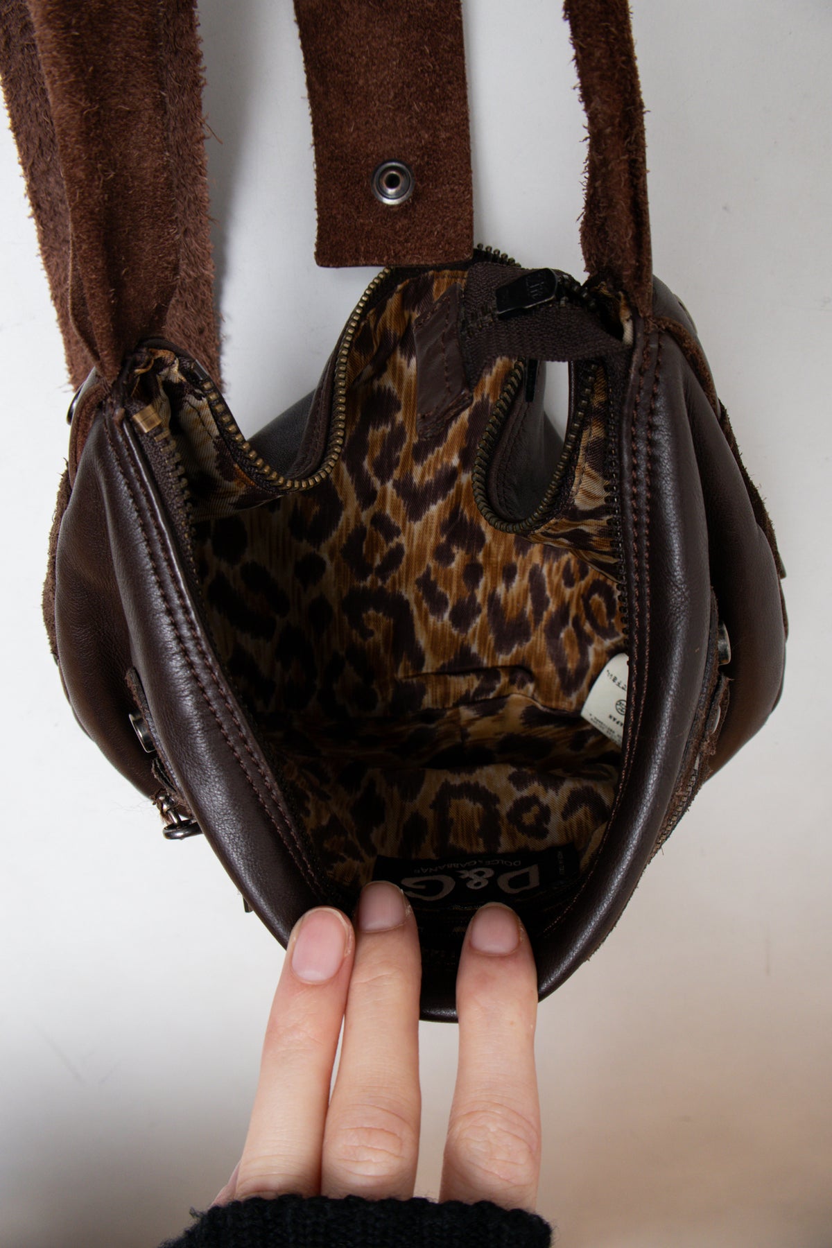 #130 D&g Bag Brown | c. 209 | Size