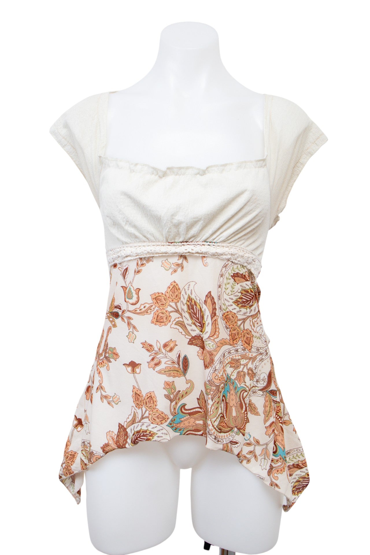 #053 De Coden Camisole Top White | c. 207 | Size 8