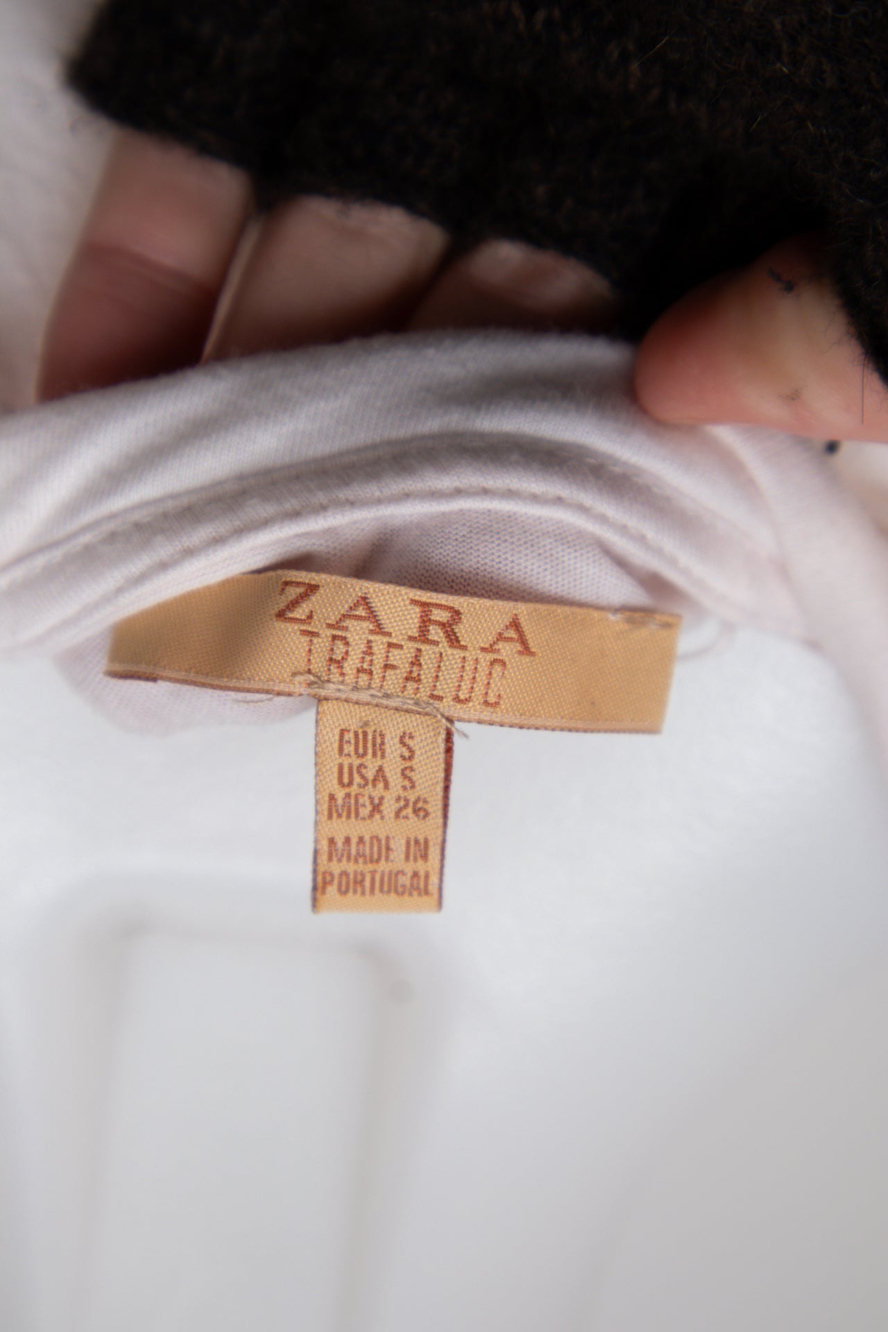 #061 Zara T-shirt Pink | c. 199 | Size 8