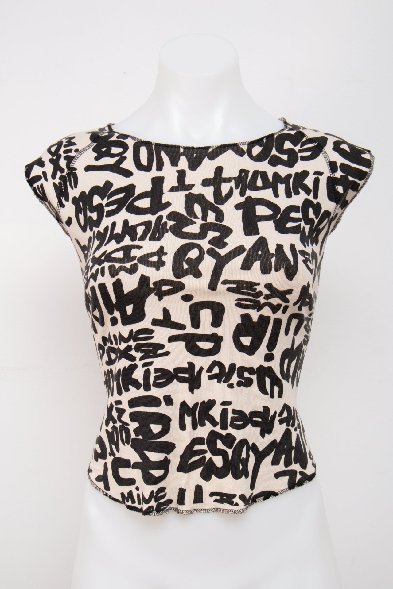 #046 J&Y T-shirt White | c. 201 | Size 10
