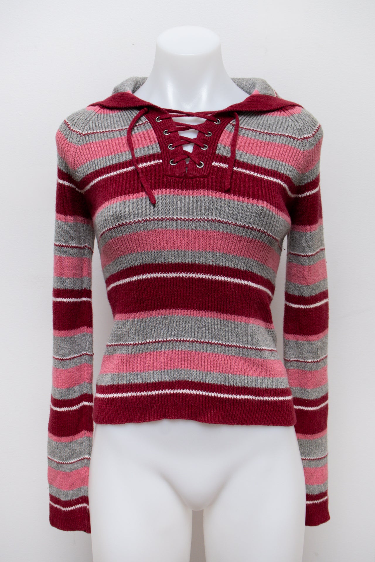 #63 So T-shirt Pink | c. 192 | Size 8