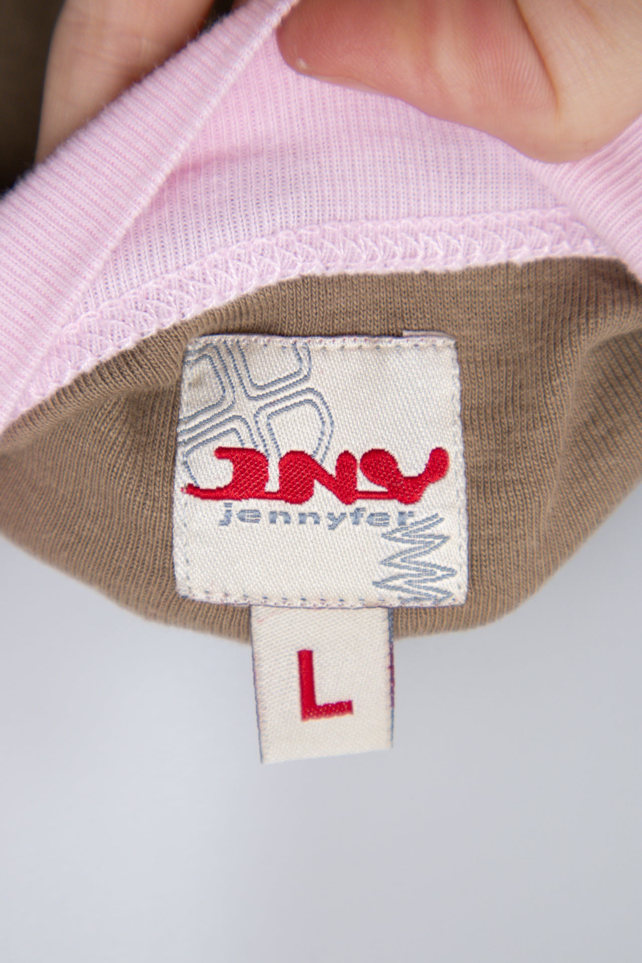 #043 Jennyfer T-shirt Brown | c. 204 | Size 10