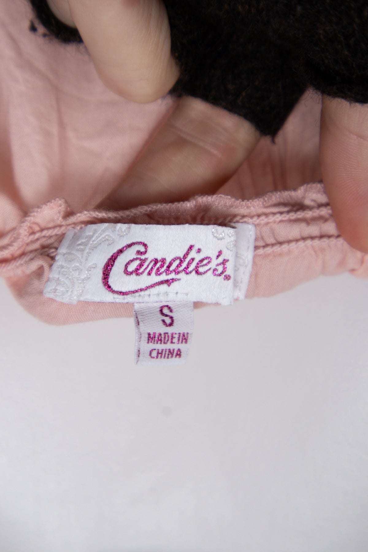 #025 Candie’s Short Sleeve Pink | c. 209 | Size 10