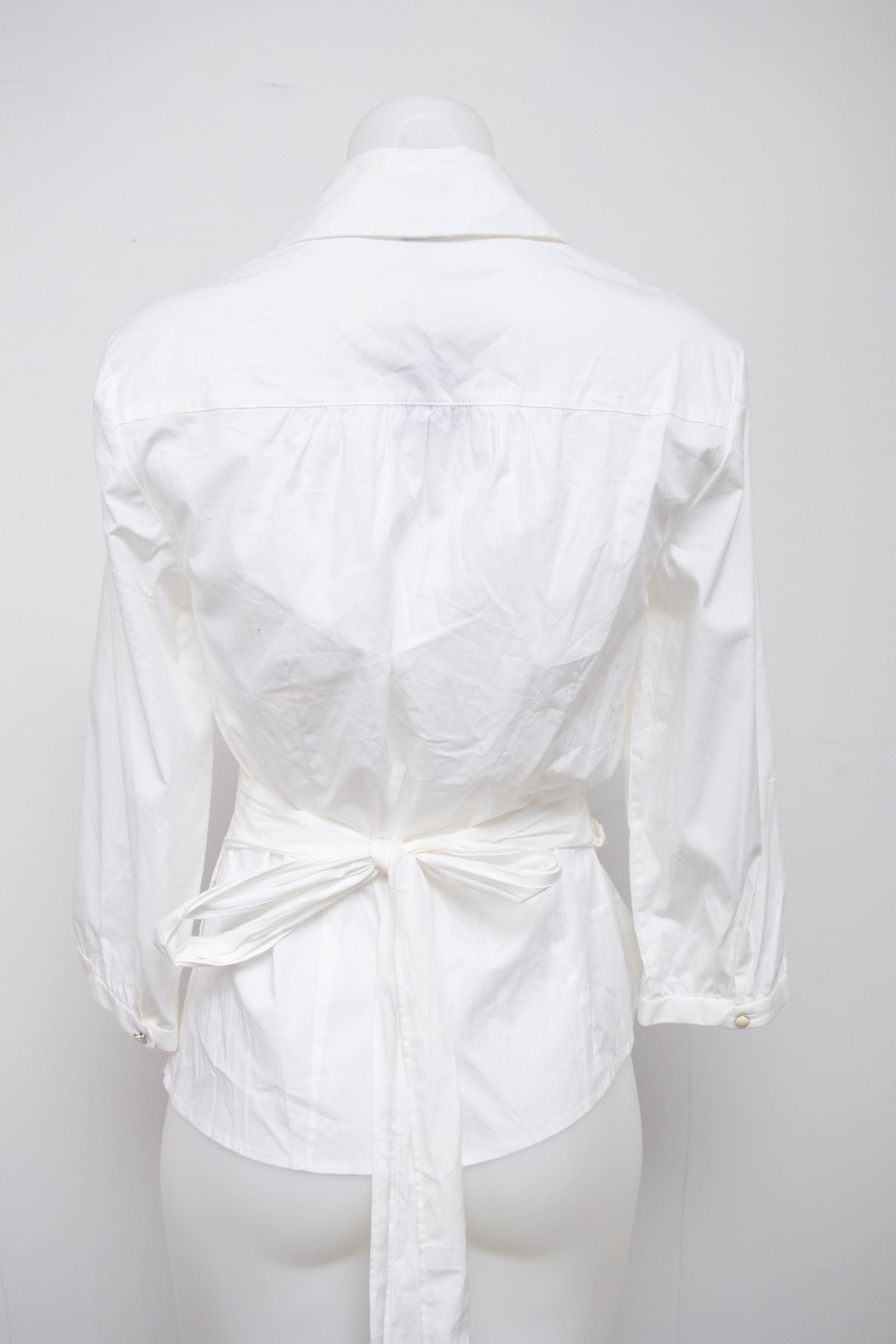 #044 Ann Taylor Long Sleeve White | c. 209 | Size 6