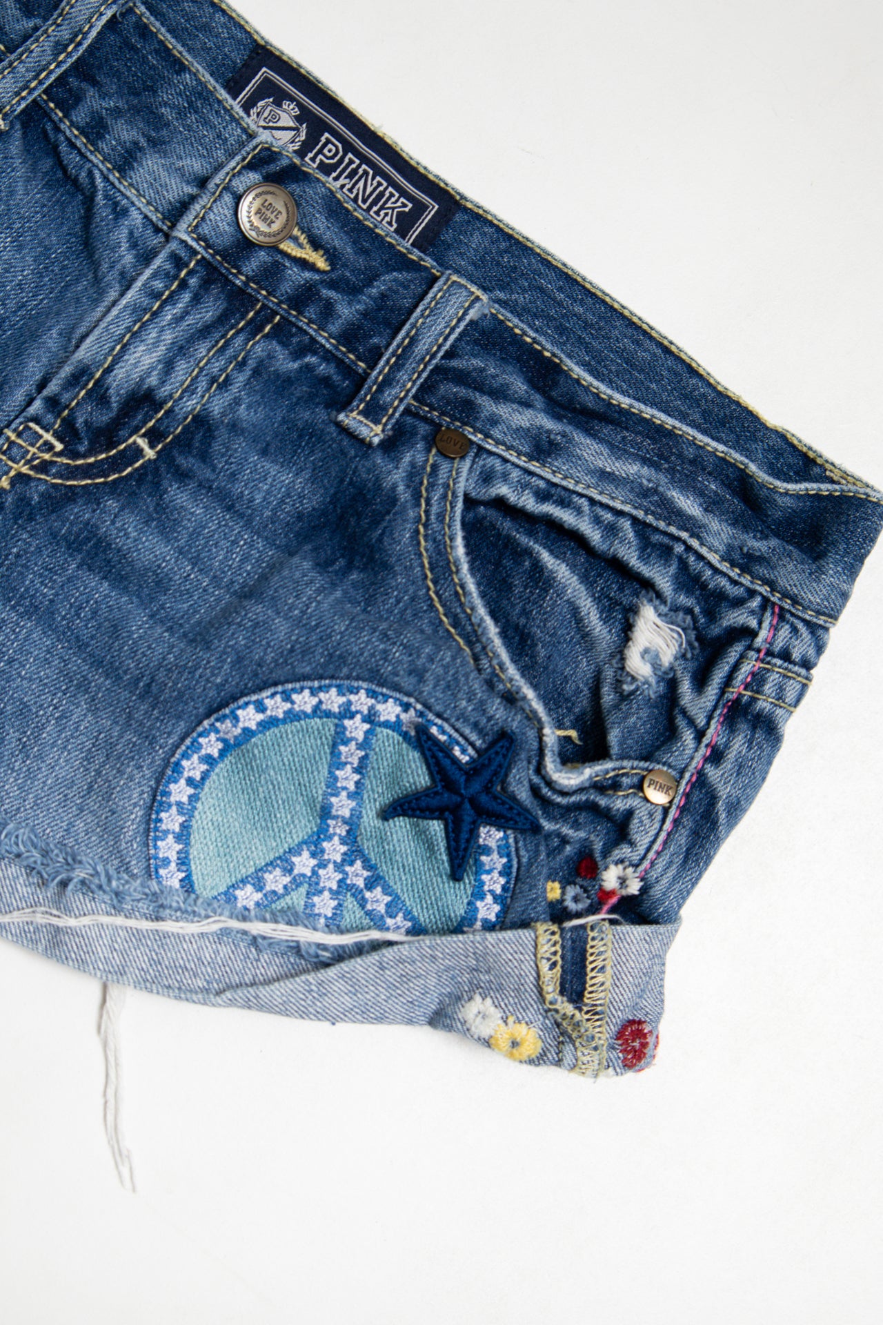 #23 Pink Denim Shorts Blue | c. 188 | Size 6