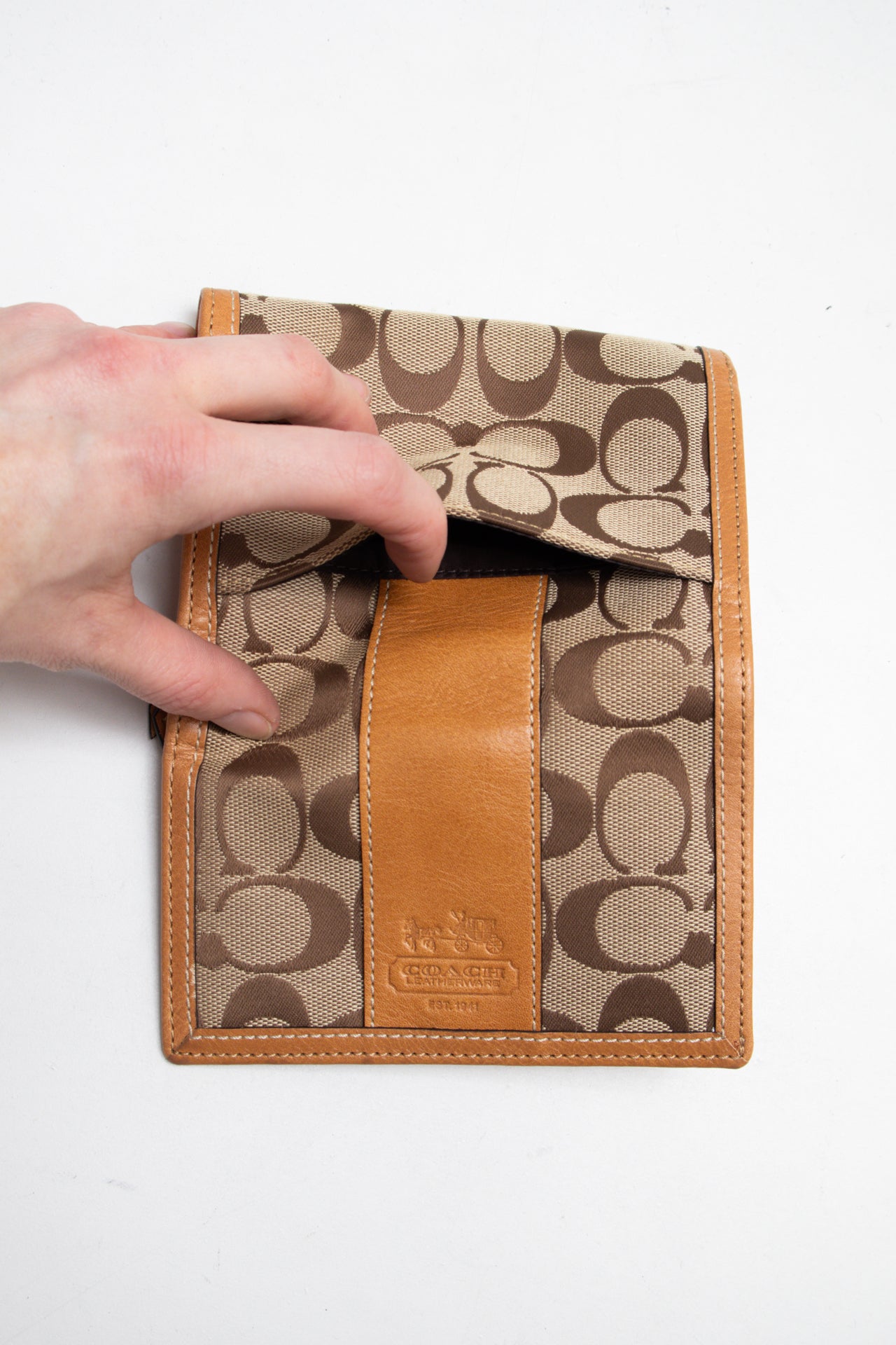 #199 Coach Wallet Brown | c. 205 | Size