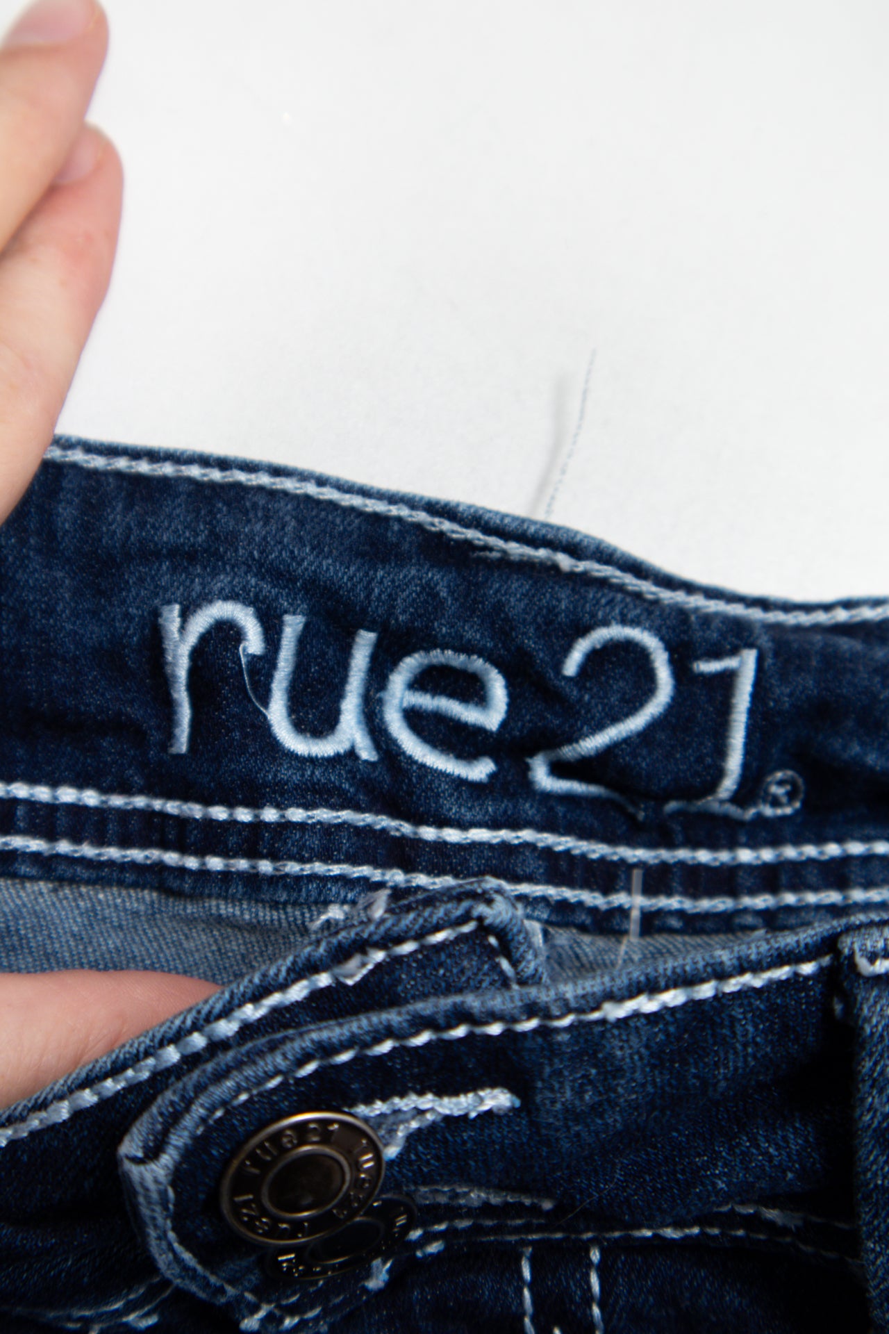 #96 Rue21 Denim Shorts Blue | c. 184 | Size 8