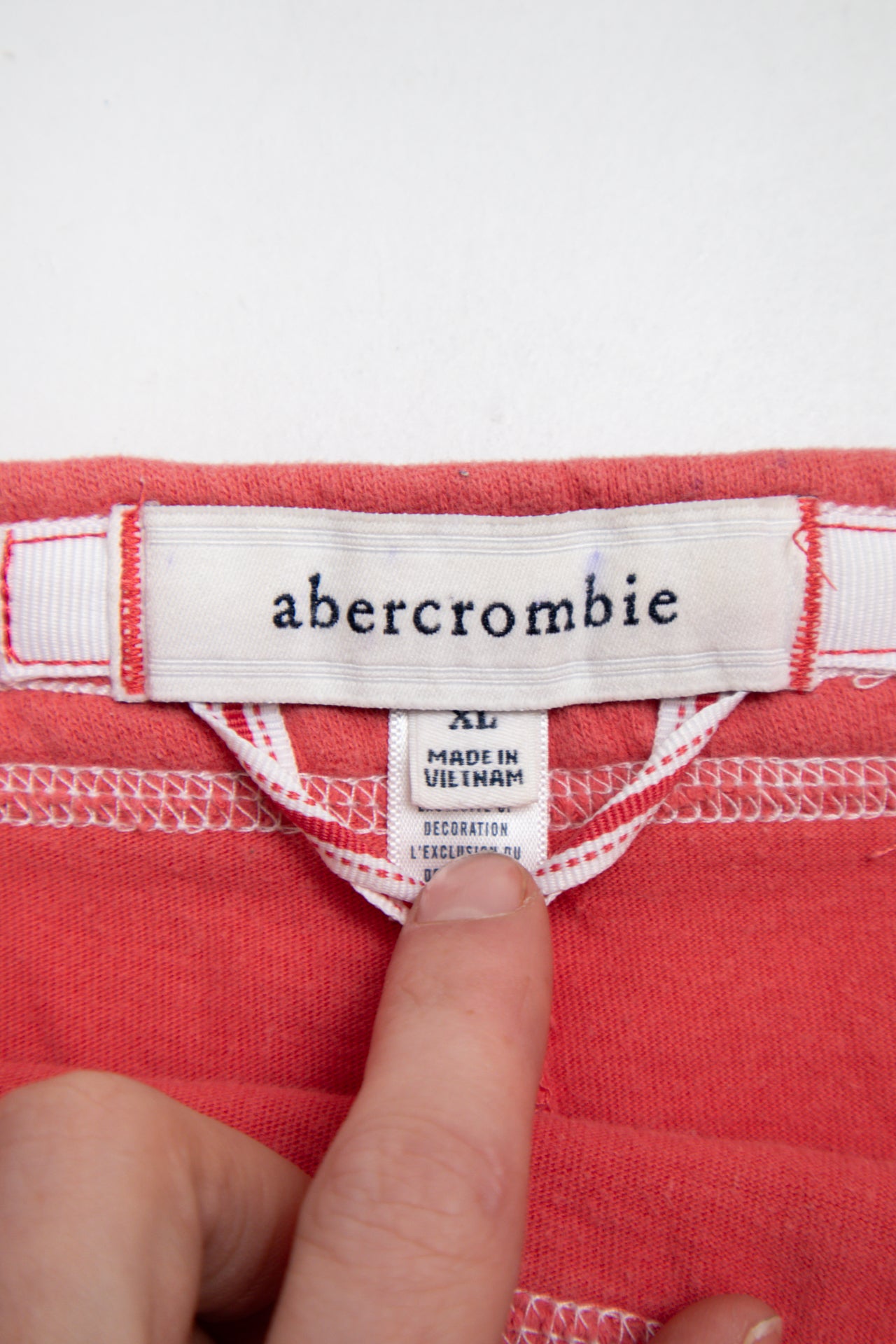 #150 Abercrombie Mini Skirt Red | c. 196 | Size 8/10