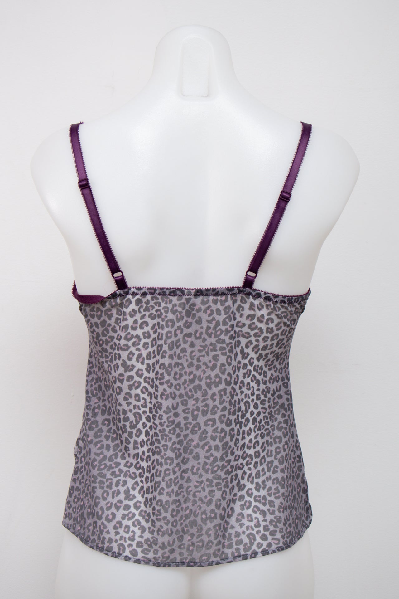 #127 Gillian & O'malley Cami Top Gray | c. 206 | Size 8