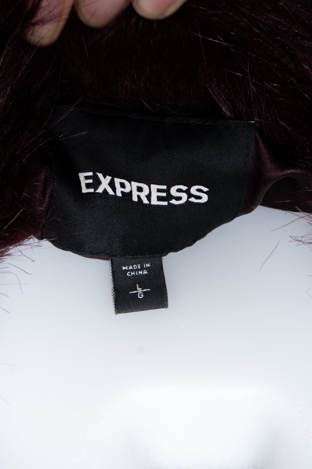 #106 Express T-shirt Purple | c. 192 | Size 12