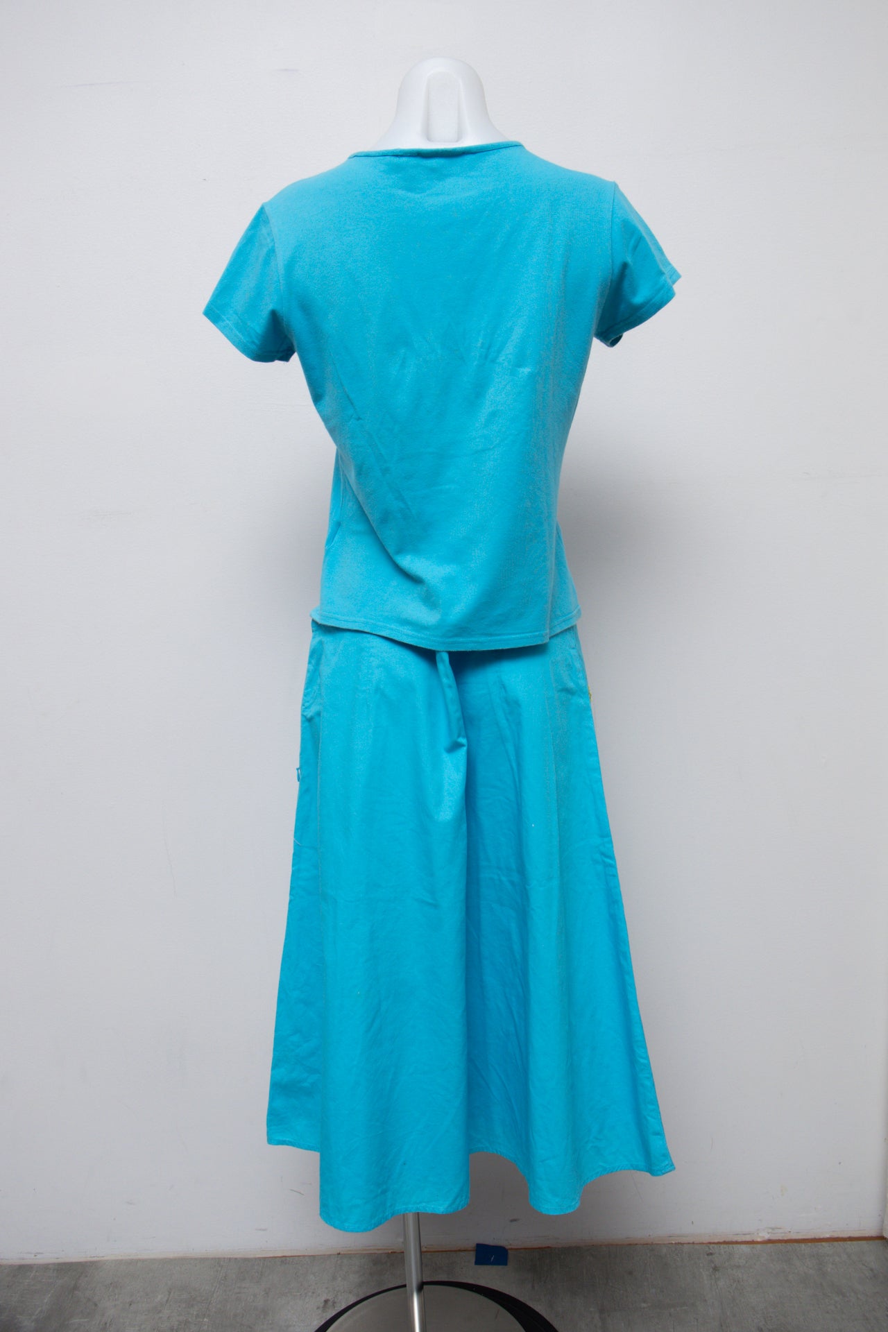#208 La T-shirt T-shirt Blue | c. 203 | Size 8