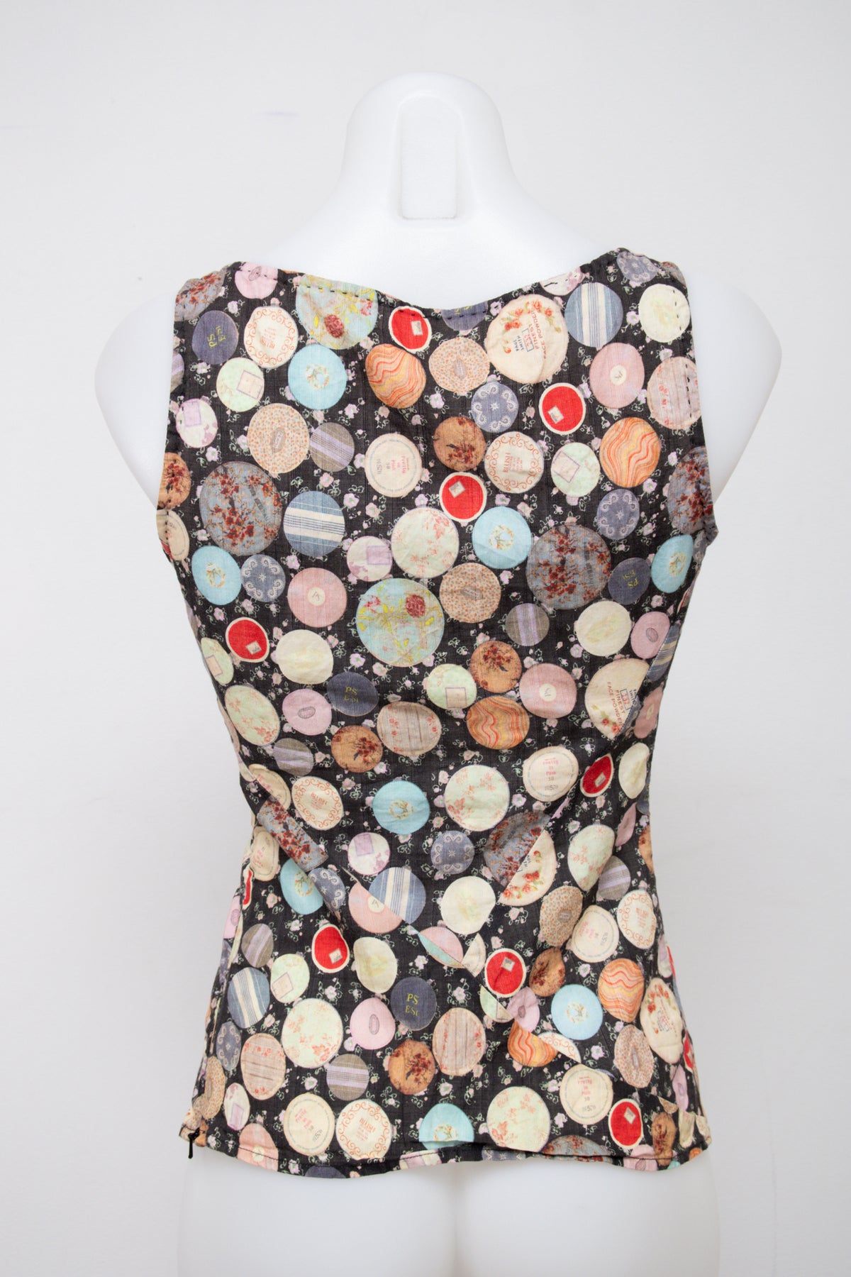 #006 Cami Black | c. 209 | Size 6