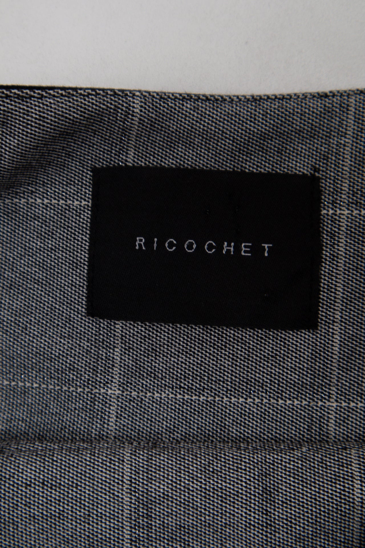 #172 Ricochet Skirt Gray | c. 198 | Size 6