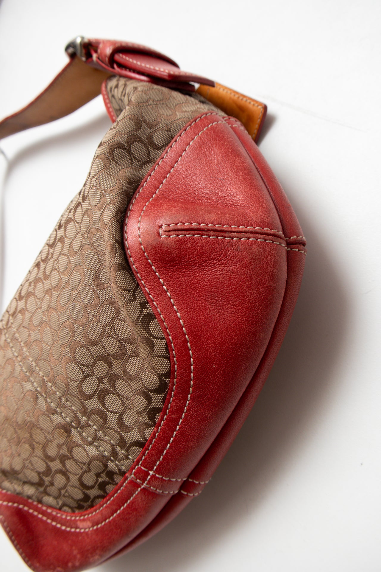 # Coach Shoulder Bag Brown | c. | Size