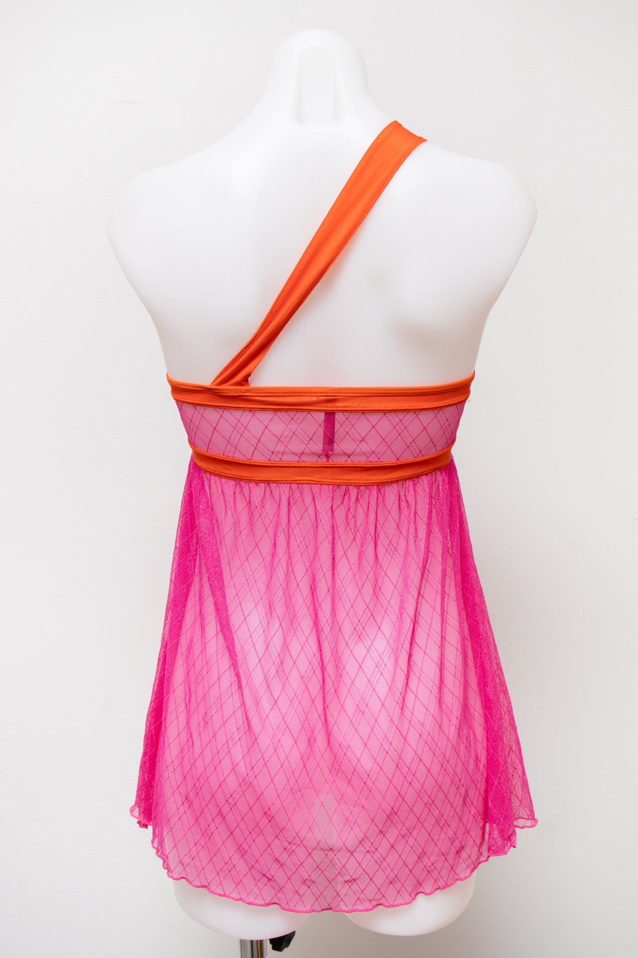 #89 Seven 'til Midnight Halter Top Pink | c. 184 | Size 6
