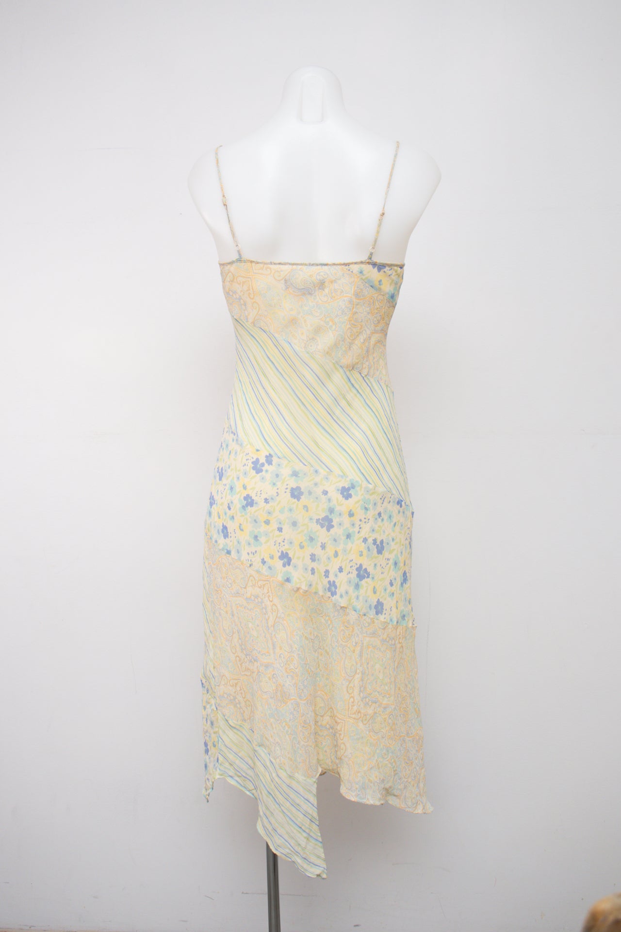 #082 Express Camisole Yellow | c. 201 | Size 8