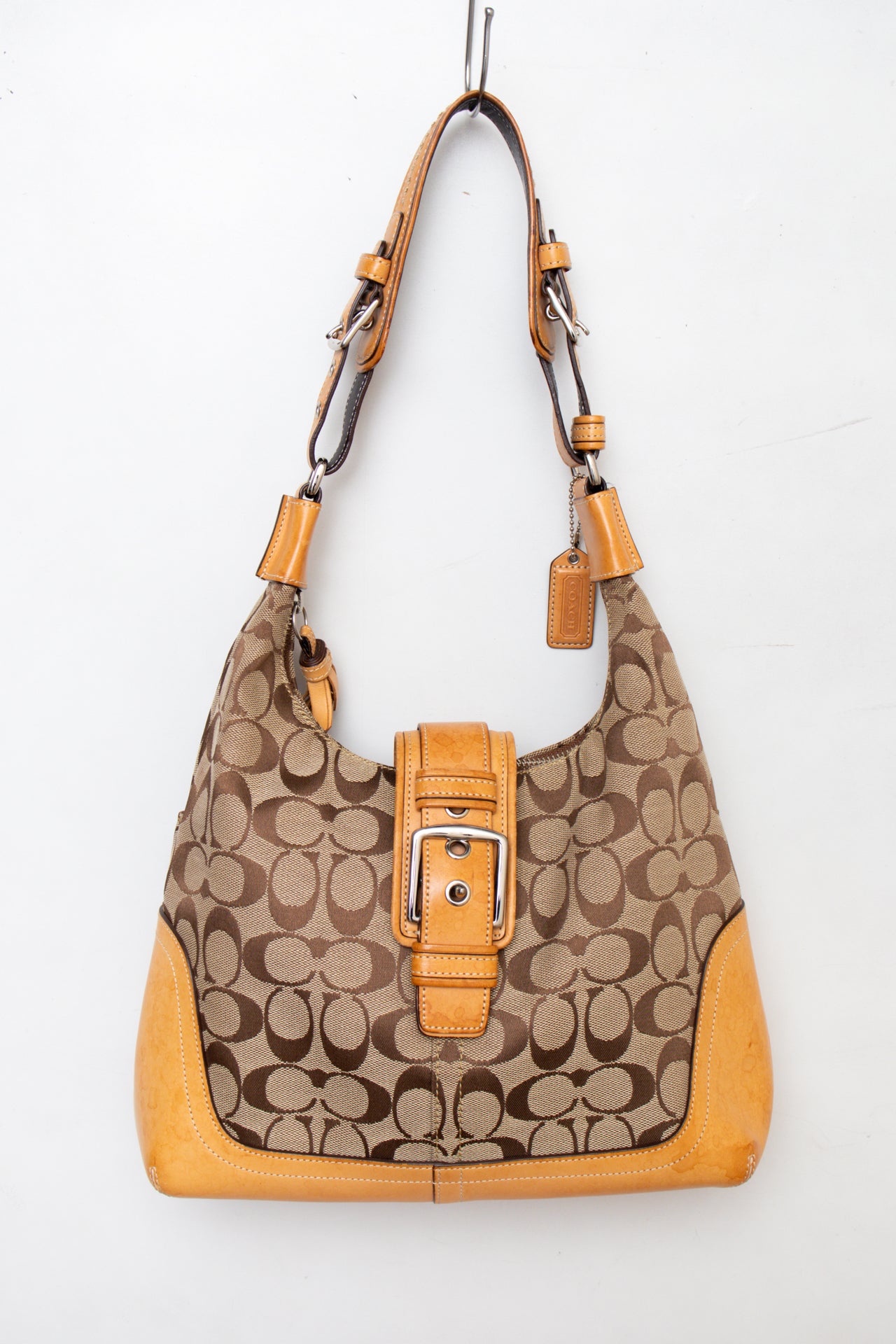 #204 Coach Shoulder Bag Brown | c. 194 | Size