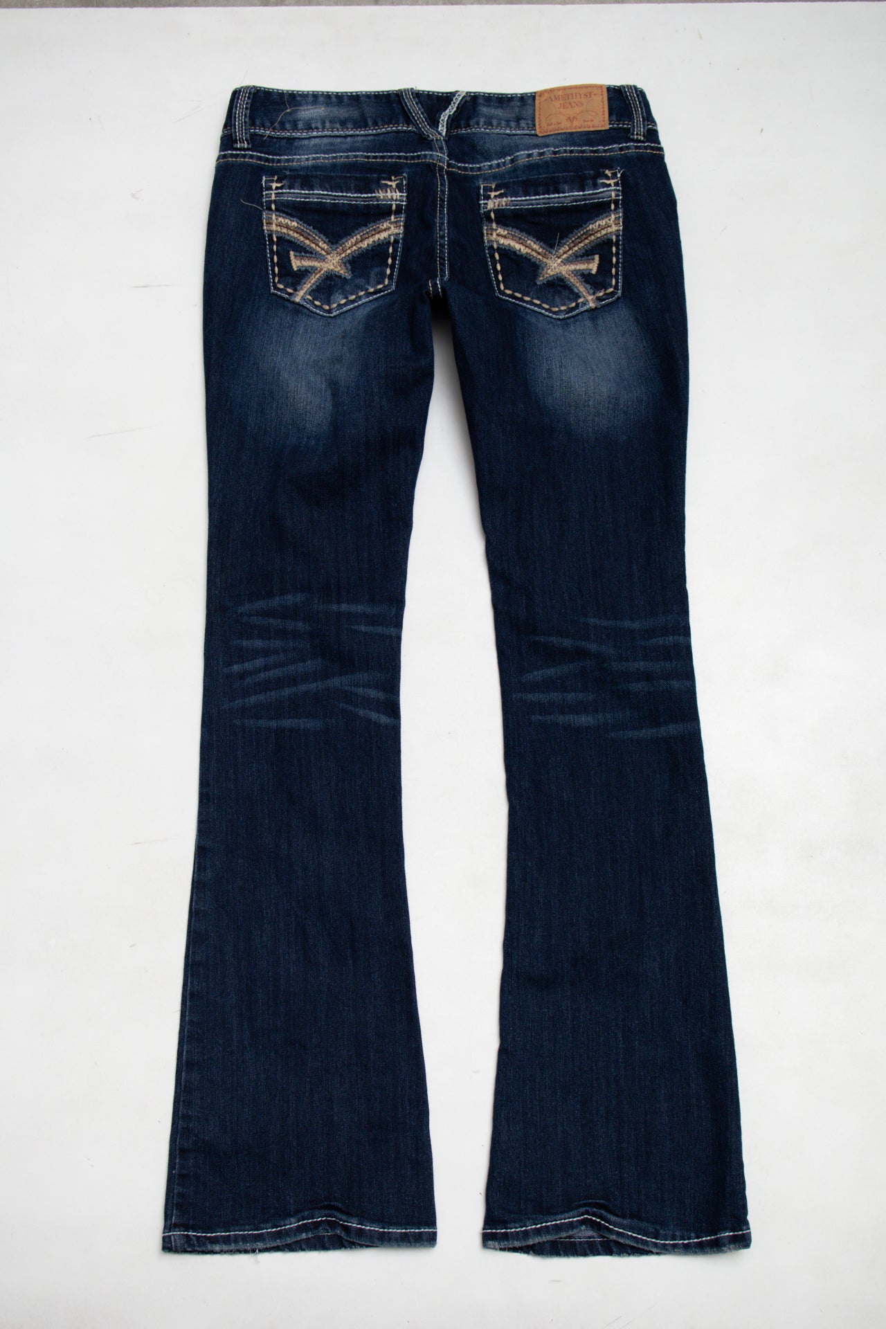 #144 Amethyst Jeans Blue | c. 197 | Size 8