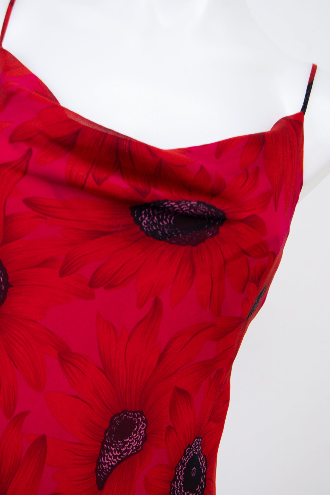 #115 Posityfitude Petite Camisole Red | c. 207 | Size 12
