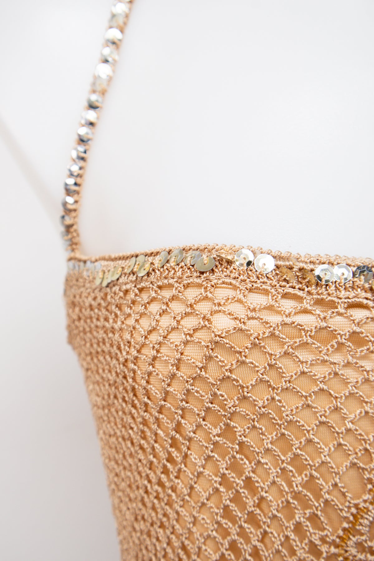 #074 Motivi Halter Gold | c. 209 | Size 8
