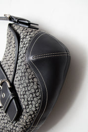 #169 Coach Shoulder Bag Black | c. 206 | Size