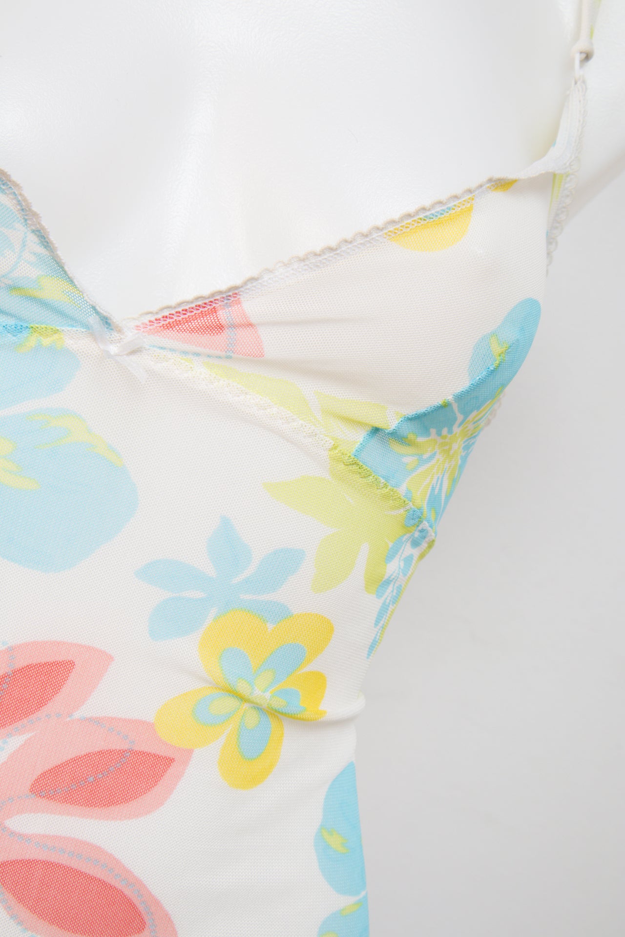 #010 Lois France Arthur Camisole Top White | c. | Size 8