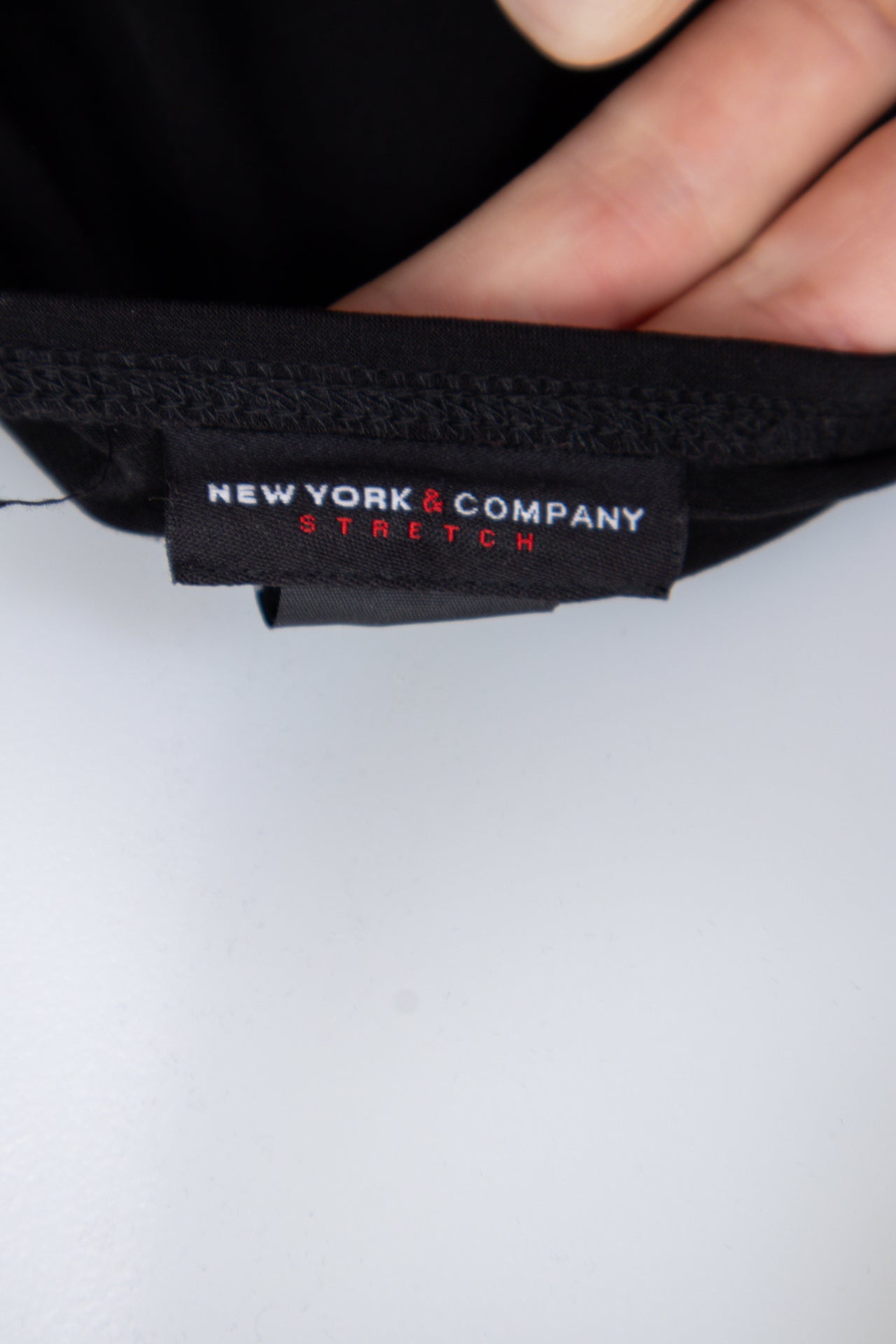 #88 New York & Company Halter Top Black | c. 198 | Size 8